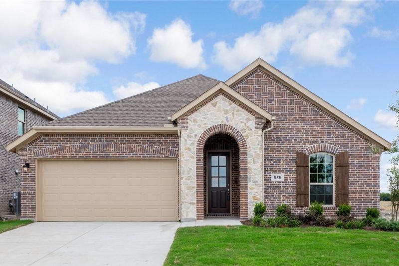 2209 Walden Pond Boulevard. Forney, TX 75126