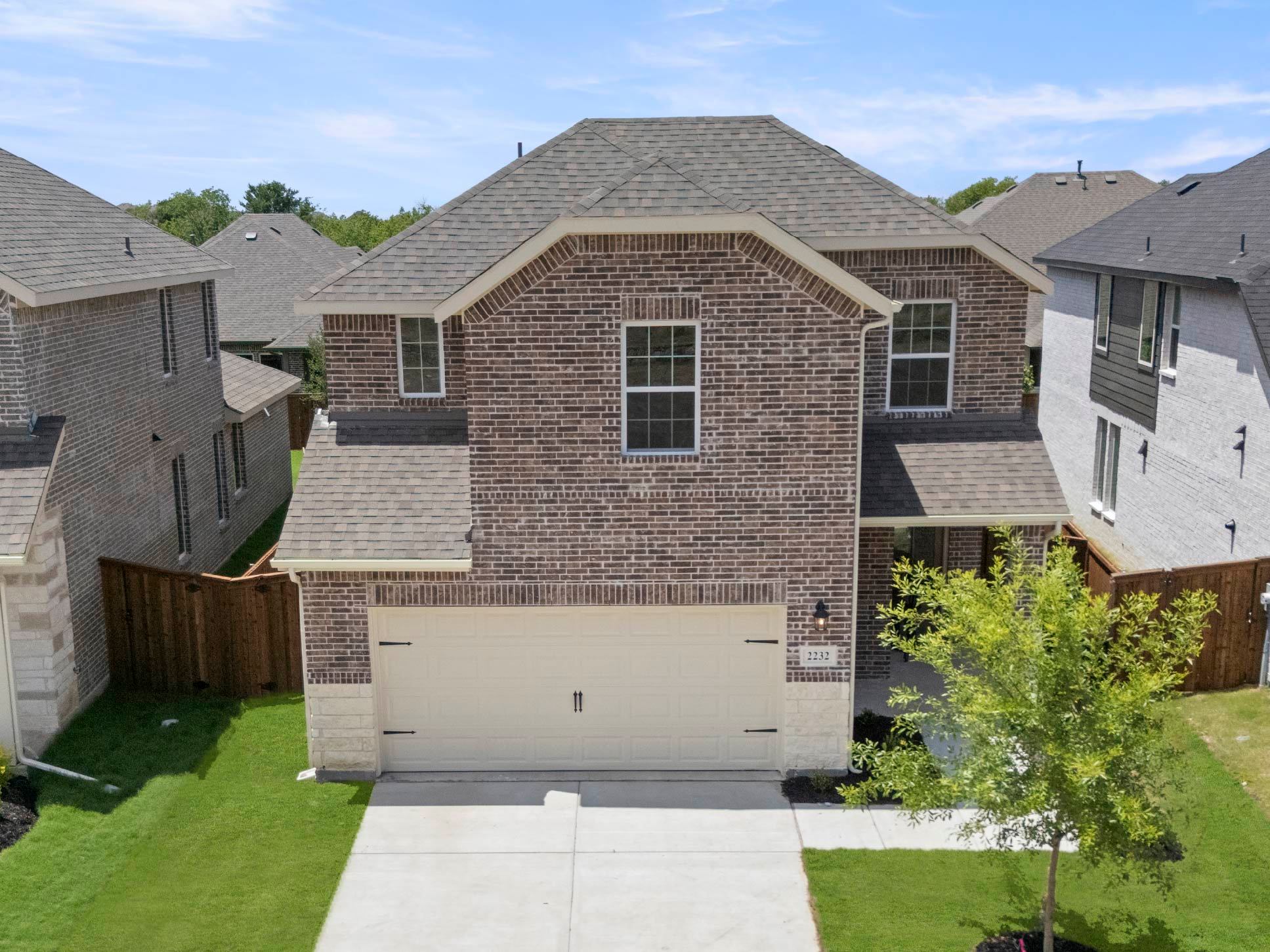 Walton - Creekside: Royse City, Texas - UnionMain Homes