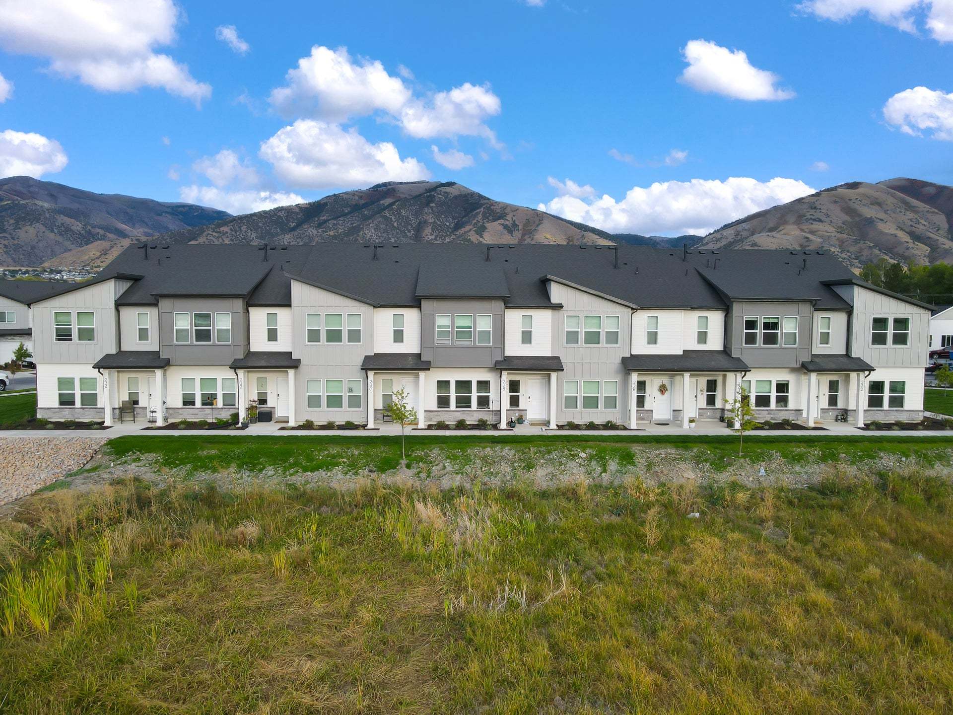Ridgeline Park - Nibley (Townhomes) - Nibley, UT