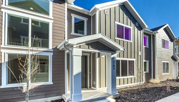 Legacy at Meadowbrook por Woodside Homes en Provo-Orem Utah