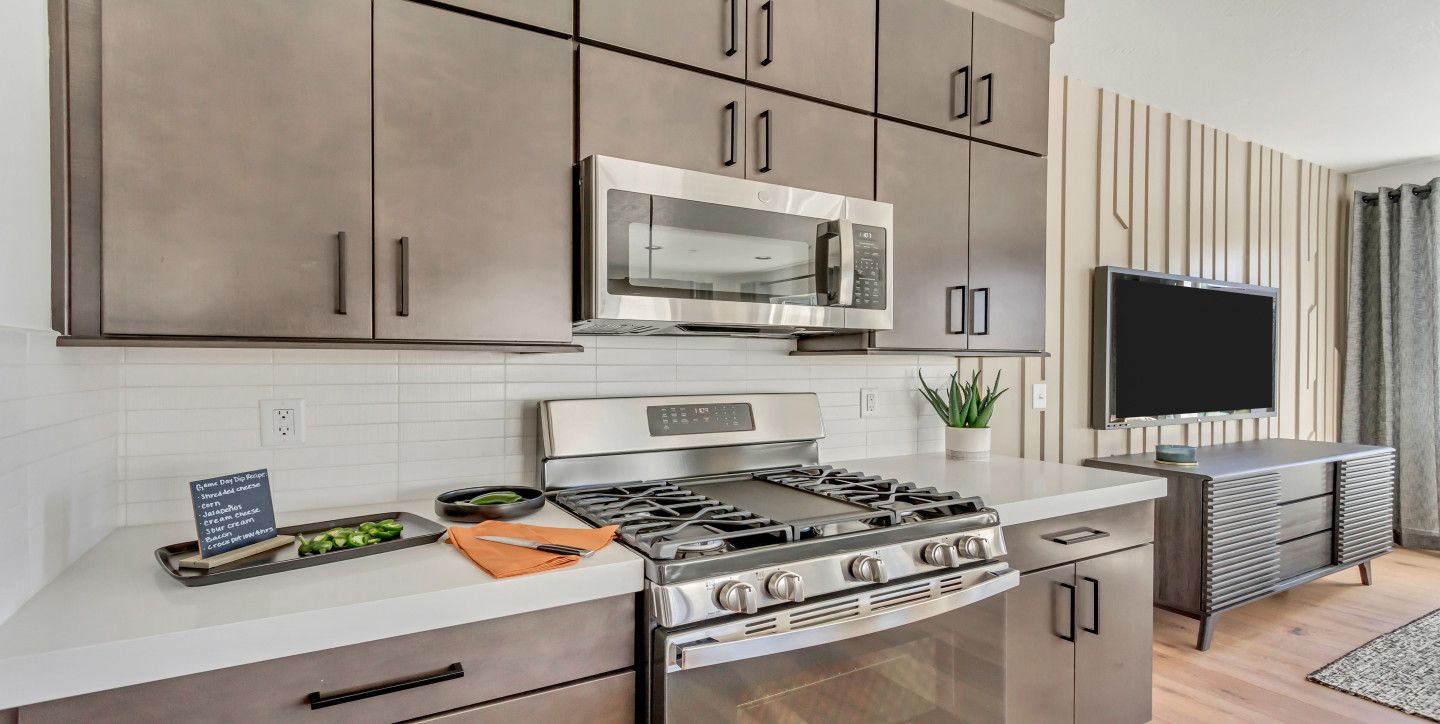 casa en Regency at Meadowbrook por Woodside Homes