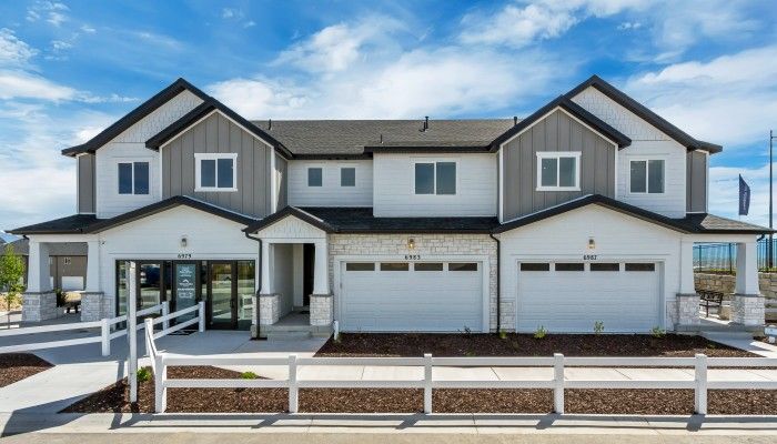 casa en Enclave at Sky Ranch por Woodside Homes