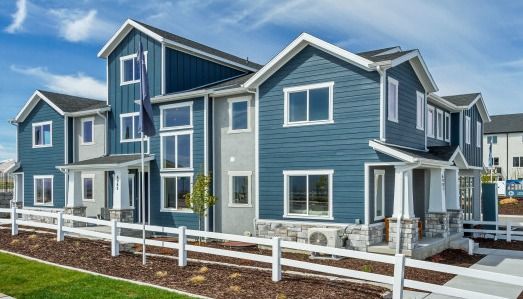 casa en Legacy at Sky Ranch por Woodside Homes