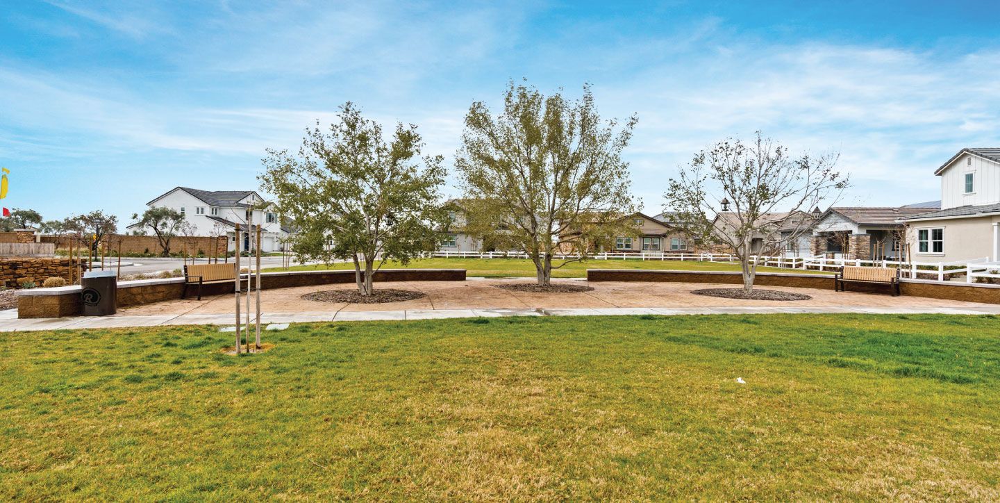 casa en Ovation at Riverstone por Woodside Homes