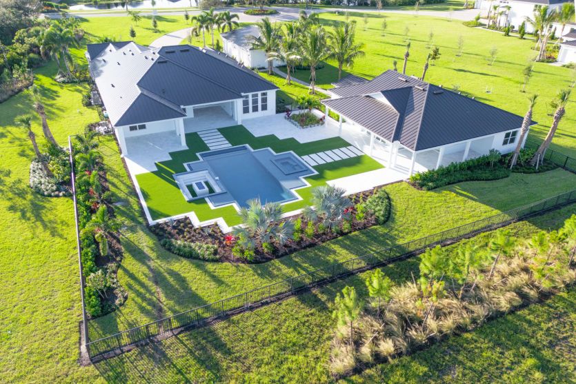 Ellington - Bridgewater: Jupiter, Florida - DiVosta Homes