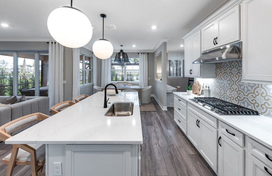 casa en Avondale at Avenir por DiVosta Homes