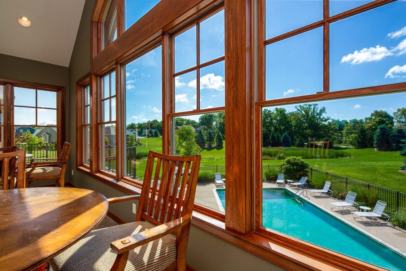 casa en Crowner Farms por Tom Motz Homes