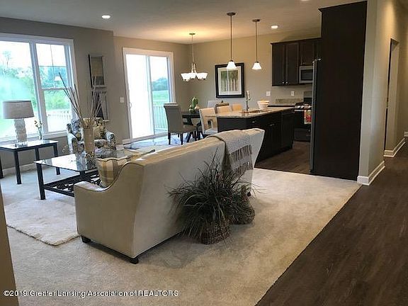 casa en Woodridge Subdivision por Tom Motz Homes