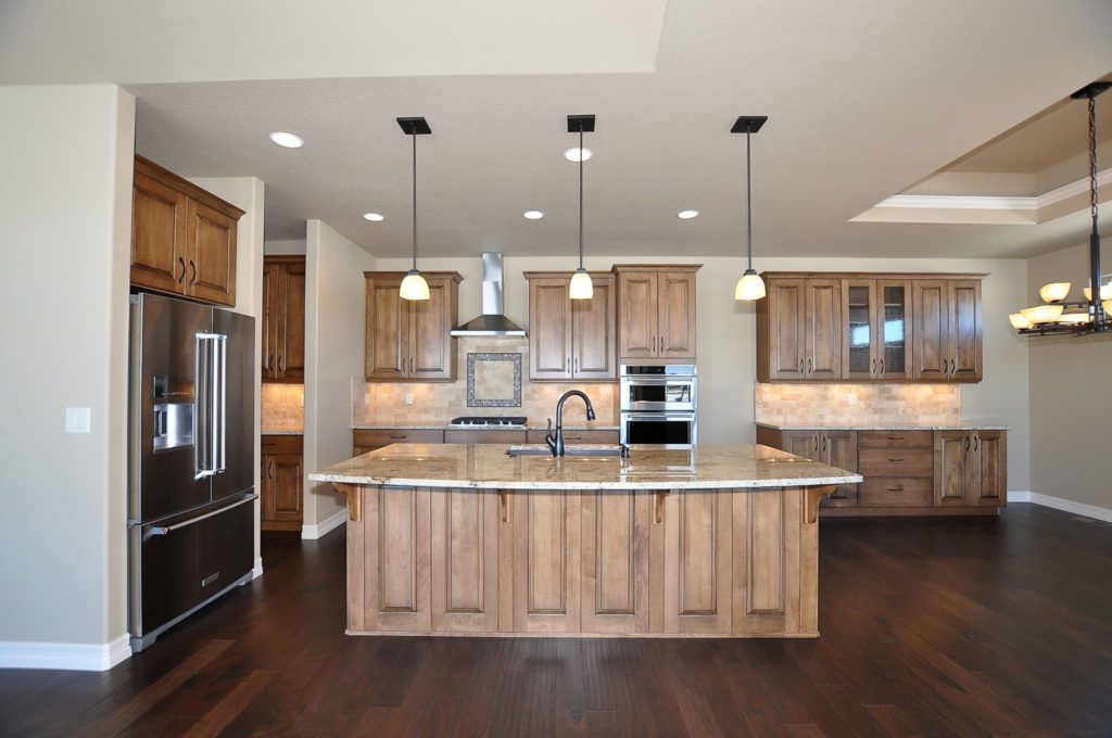 Ridgeway Custom Homes,80550