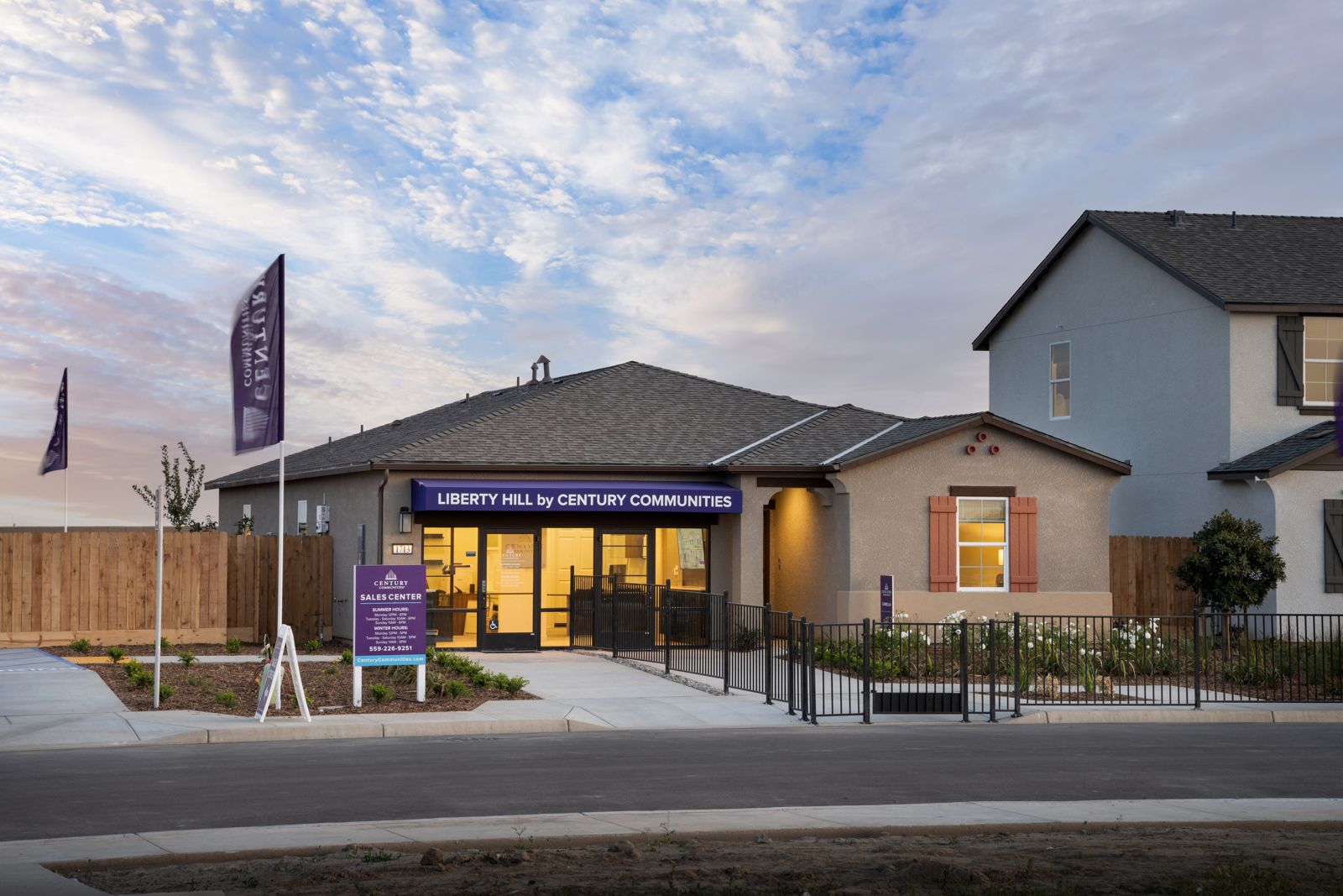 Liberty Hill,93274