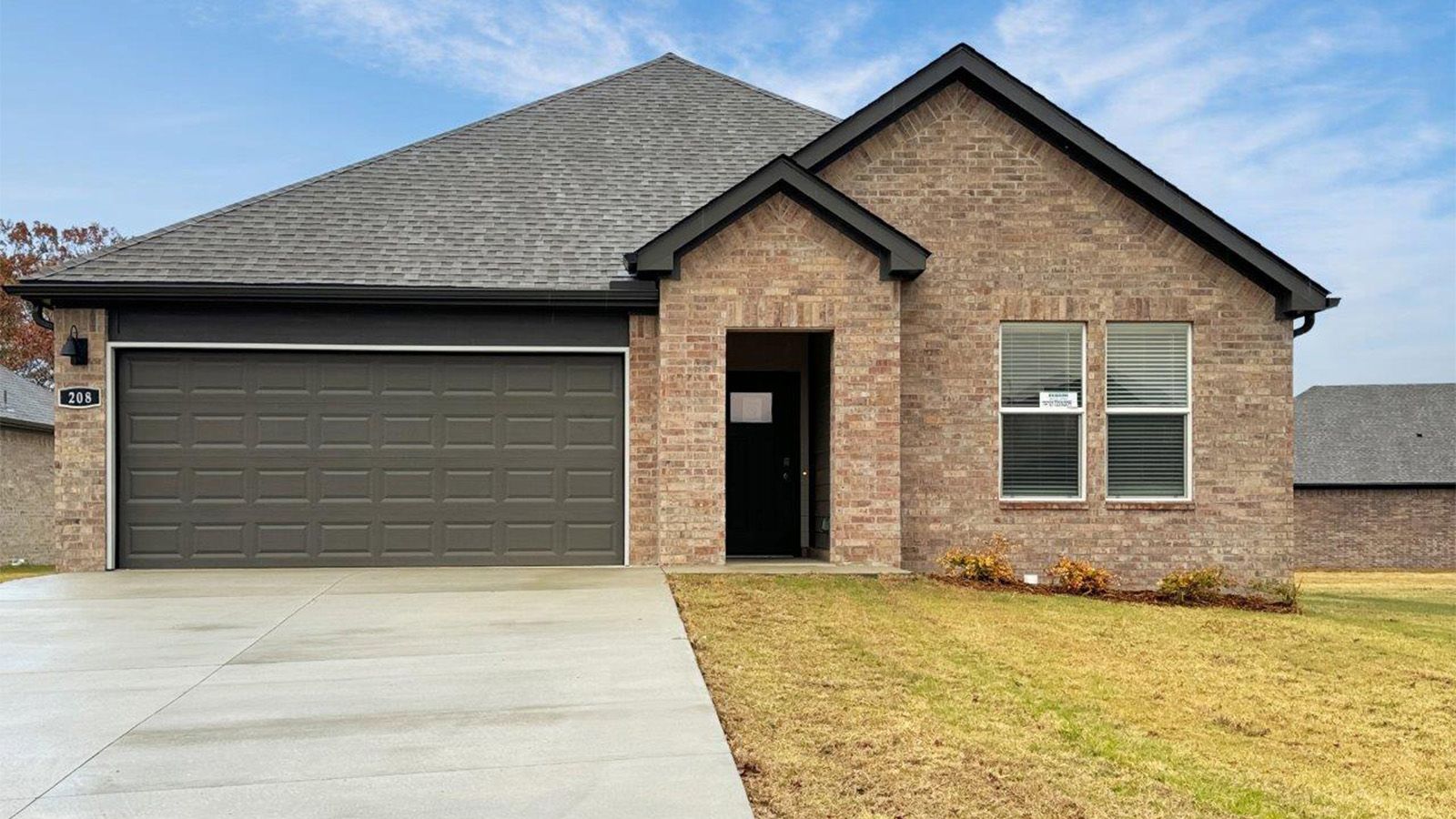 Exterior:Elevation Image 0.