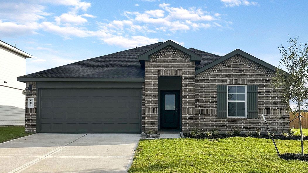 Exterior:Elevation Image 0.