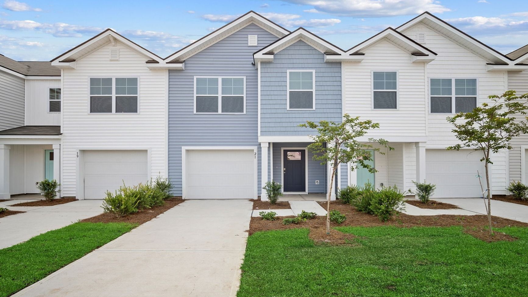 Exterior:Elevation Image 0.