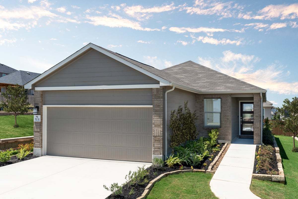 Exterior:Front exterior