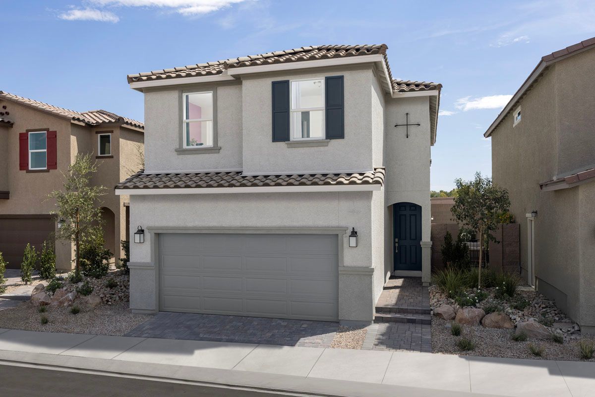 Exterior:Front exterior