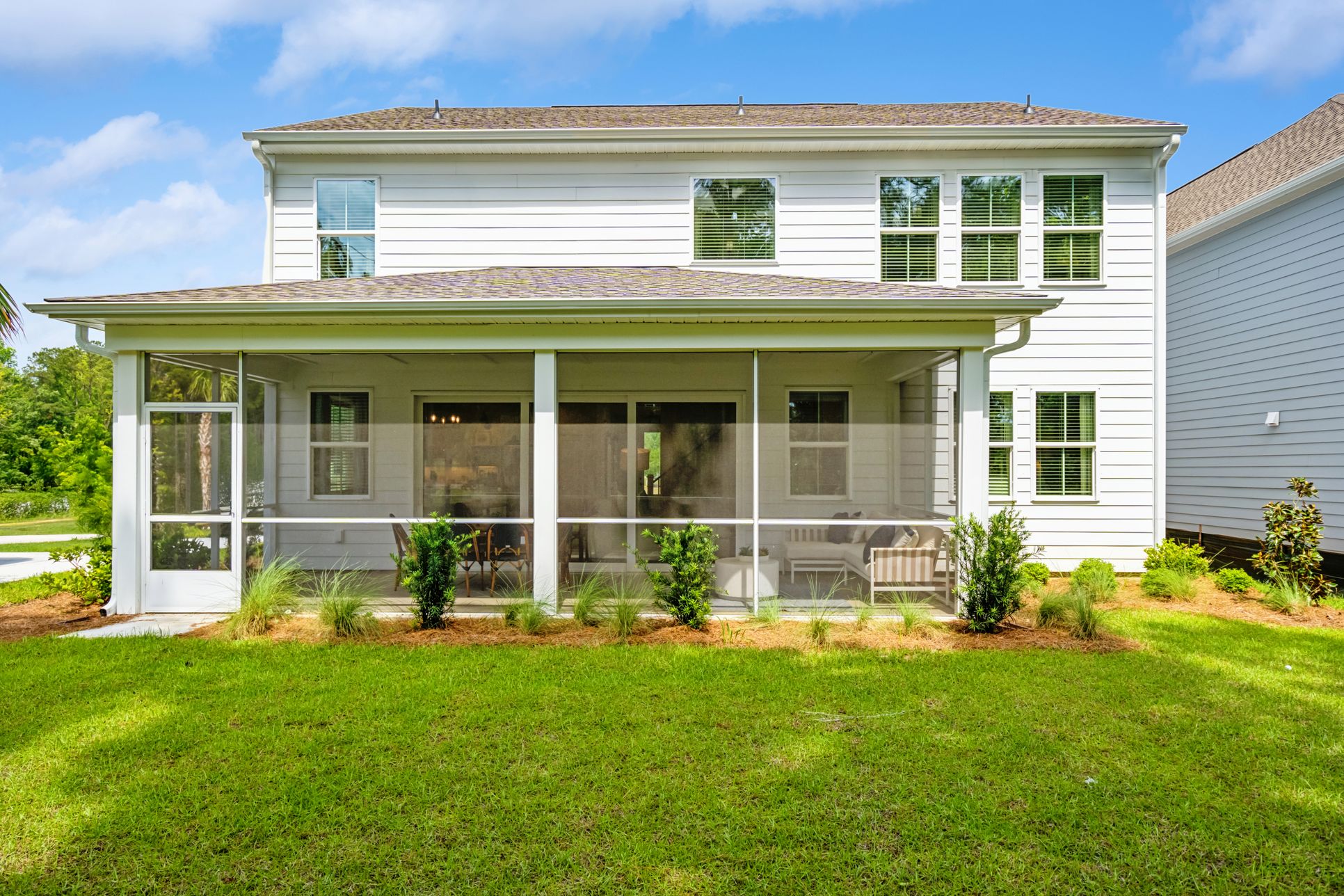 Exterior:Backyard