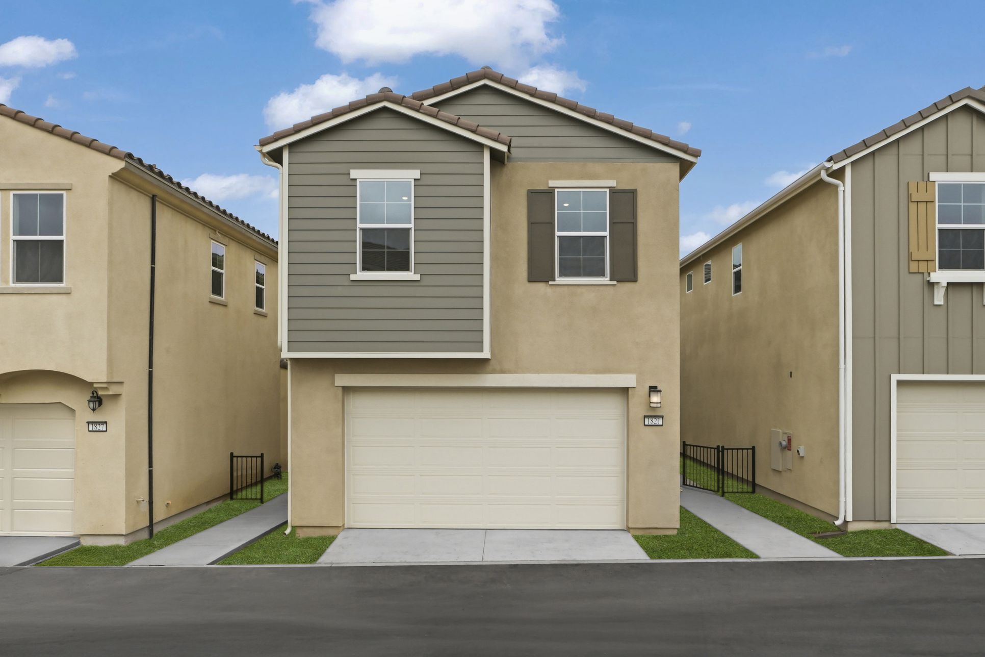 Exterior:Creekside Crossing 1 2