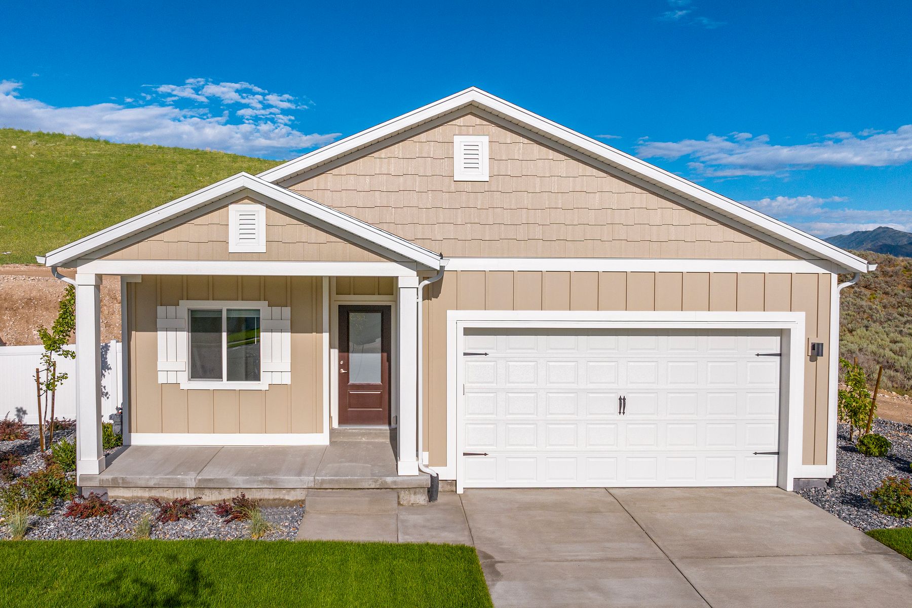 Lovely exterior view of the Glenwood by LGI Homes
