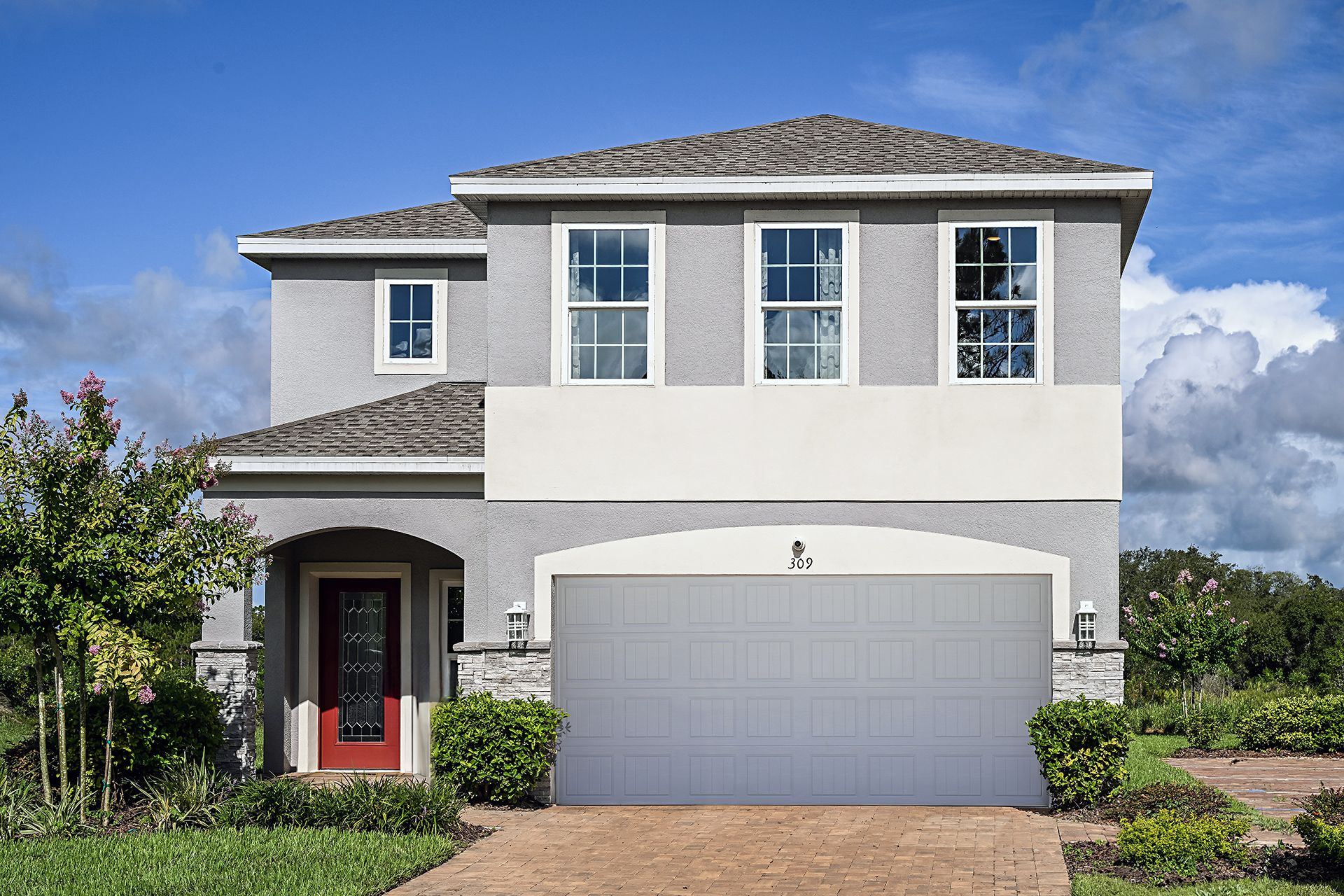 preservation-pointe-sanibel-exterior-02-1920x1280-risewell-homes