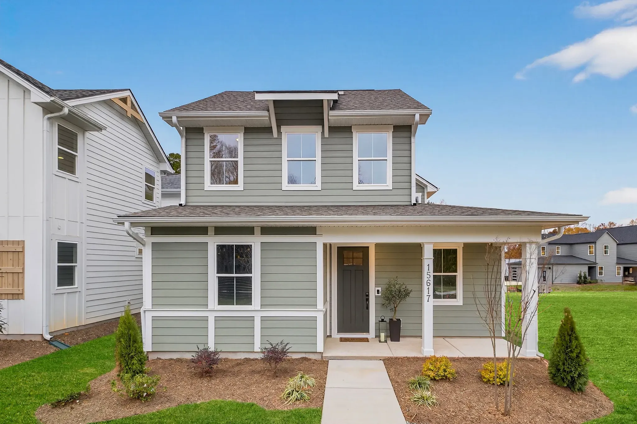 15617 Northcross Exterior